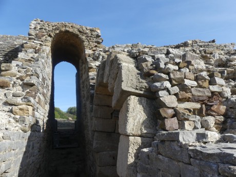 ..Bealo Claudia-antické ruiny
